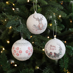 ลูกบอลตกแต่งต้นคริสต์มาสสีขาวสำหรับเทศกาลวันหยุด  ชุดลูกบอลโฟมสีขาว 3 ชิ้น - Product Image 2