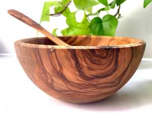 Bol décoratif écologique en bois d'olivier, fait main, en bois méditerranéen dense et durable, pour salade - Product Image 3