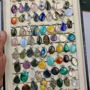 Colgantes de Piedras Preciosas Mixtas, Labradorita, Colgante de Moda en Tendencia, Piedras Naturales para Mujer, Mezcla de Colores - Product Image 1