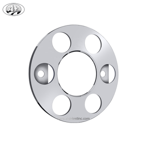 Europeo/JP 17,5 (PCD 205MM) T304 Acero inoxidable Camión/Autobús Cubierta de rueda Anillo protector con centro abierto para RUEDA DE ACERO - Product Image 1