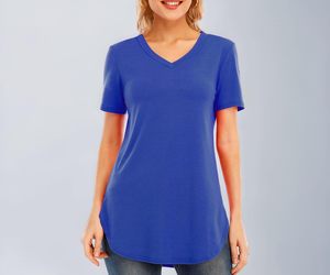 Camiseta de algodón vintage de manga corta con cuello en V para mujer, suave y casual, para todo el día - Product Image 1