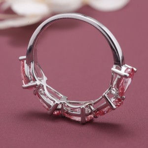 IGI Certified Three Stone <b>Pink</b> Diamond Band <b>Ring</b> with Prong Setting and Claw Setting Pear Cuts Rhodium Plated 18K Gold - Product Image 6