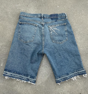 Shorts de Mezclilla Holgados para Hombre al por Mayor, Shorts de Mezclilla Bordados con Gráficos de Telaraña, Fabricante de Logotipos Personalizados - Product Image 3
