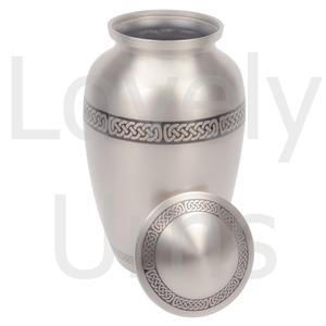 Urna Funeraria Metálica con Diseño de Banda Celta para Cenizas Humanas, Urna Conmemorativa para Adultos - Product Image 5