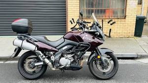 มอเตอร์ไซค์วิบาก V-Strom 1000 ซีซี ระดับหรู พร้อมเครื่องยนต์เบนซินแบบสองสูบ ระบายความร้อนด้วยน้ำ สำหรับการเดินทางระยะไกล - Product Image 3