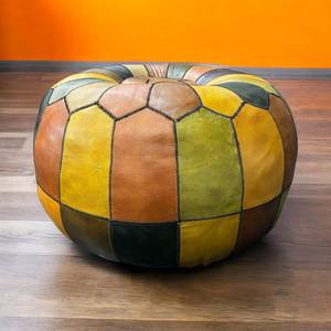 ม้านั่งหนังทำมือและเก้าอี้ออกกำลังกายพร้อมโครงไม้เนื้อแข็ง สำหรับใช้ในห้องรับรอง ห้องนอน และห้องรับประทานอาหาร ราคาขายส่งจากอินเดีย - Product Image 5