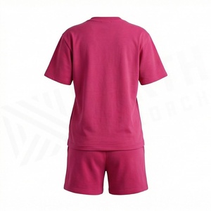 Ensemble streetwear 2 pièces pour femme, t-shirt à manches courtes et short au-dessus du genou avec imprimé motif, col rond, coupe ample, toutes saisons - Product Image 2
