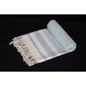 Toalla Fouta Turca de Algodón 100% Ecológica de Secado Rápido con Diseño Moderno a Rayas de Alta Calidad, Toalla de Playa de Gran Tamaño para Uso en la Playa - Product Image 3