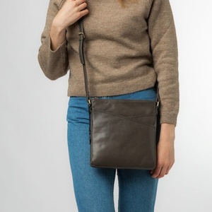 Handcrafted Black Leather Crossbody <b>Shoulder</b> Bag for Women with Premium Fine Grain Finish & Adjustable Sling <b>Strap</b> - Product Image 3