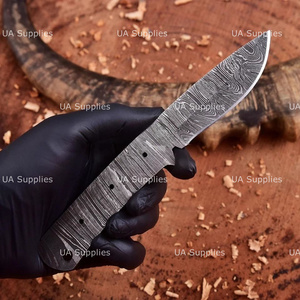 Cuchillo Táctico de Camping con Hoja de Acero de Damasco Personalizada, Tipo Drop Point, 0.5mm de Grosor, 8 Pulgadas de Longitud Total, OEM Disponible, MOQ Bajo - Product Image 6