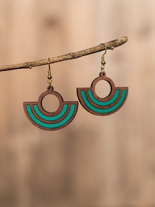 Boucles d'oreilles en bois style clou, minimalistes, finition lisse, prix usine, vente en gros - Product Image 6