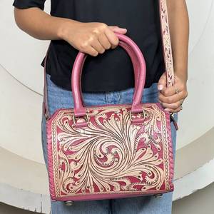 Sacs de voyage en cuir de vache véritable, style western, faits à la main, taille moyenne, sac à bandoulière pour cowgirl, sac à main de voyage - Product Image 2