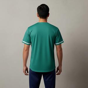 เสื้อยืดคอกว้างแบบ OEM สั่งทำพิเศษ ระบายอากาศได้ดี ป้องกันแบคทีเรีย ซับเหงื่อ ป้องกันรังสียูวี พิมพ์ชื่อทีมและหมายเลข ไซส์พลัส - Product Image 3