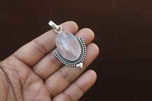 Pendentif en quartz rose, collier artisanal en argent sterling 925, bijou de luxe, cadeau pour femme - Product Image 4