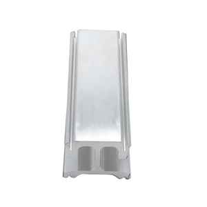 Extrusión de Aluminio OEM para Transporte, Ferrocarril y Carrocería de Camiones, Servicio OEM, Proveedor de Fábrica en Vietnam - Product Image 3