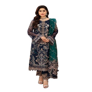 Eid Dresses Heavy Party Dresses pour femmes avec organza brodé Trois pièces Punjabi Costumes par Ramsha Vol M-10 Long Maxi Frock - Product Image 1