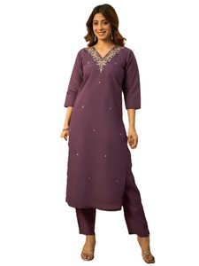 Ensemble 3 pièces pour femme : Salwar Kameez traditionnel violet en soie romaine, coupe ajustée, Kurta, pantalon et dupatta imprimé, séchage rapide, tenue décontractée d'été - Product Image 2