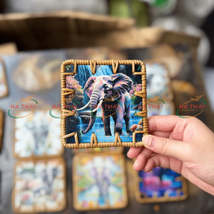 Posavasos decorativos cuadrados de ratán con pintura de elefantes y vida silvestre, alfombrillas para bebidas, resistentes al calor, accesorios para mesa de oficina en casa - Product Image 3