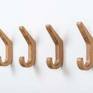 Crochet en bois de style scandinave - Product Image 3