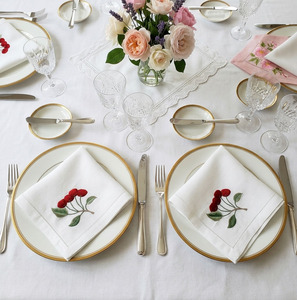 Serviettes de table carrées classiques personnalisées en coton brodé, lavées à la pierre, avec ourlet festonné, lavables en machine, toutes tailles, pour la maison et les mariages - Product Image 6
