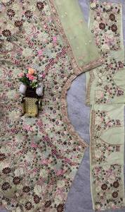 Lehenga Choli de Mariée Pakistanaise Traditionnelle de Luxe, Broderie de Paillettes Lourdes, Style Papillon, pour Mariage et Fêtes, Qualité Supérieure - Product Image 2
