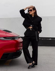 Chaqueta Corta Negra para Mujer, Cuello Alto, Manga Larga, Cierre de Botones, Tejido de Poliéster, Estilo Minimalista Casual para Otoño - Product Image 1