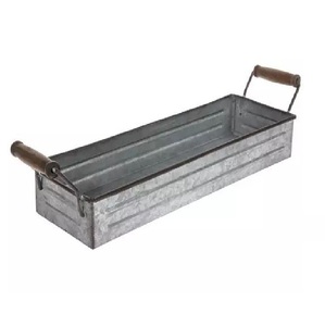 Juego de 2 bandejas de servir de metal galvanizado estilo rústico, directo de fábrica, con asas de madera, para decoración y almacenamiento. - Product Image 5