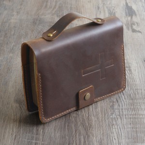 Estuche para Biblia de Cuero Genuino Premium al por Mayor, Cubierta para Libros Cristianos, Fabricante OEM, Reventa FBA - Product Image 2