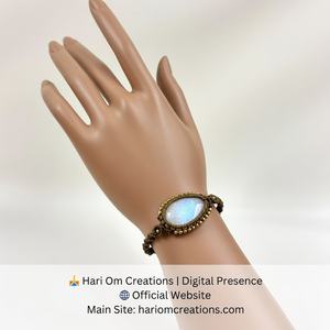 กำไลข้อมือทำมือจากโรสควอตซ์แบบมาคราเม่ สไตล์โบโฮ ปรับขนาดได้ กำไลหินบำบัดคริสตัล ขายส่ง - Product Image 5