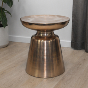 Table basse ronde moderne avec plateau en métal et structure en fer, mobilier de salon industriel, design durable - Product Image 2