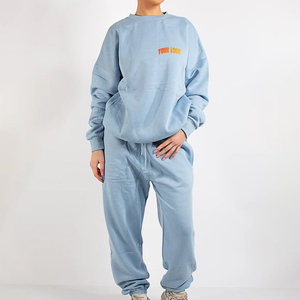 Ensemble deux pièces pour femme, grande taille, vintage, hiver, avec logo personnalisé, broderie unie et dentelle, comprenant des sweats à capuche, des sweat-shirts et des survêtements, coupe oversize légère - Product Image 4