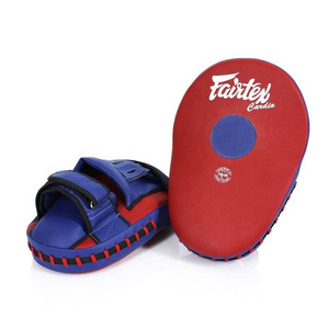 เป้าซ้อมมวย Fairtex สีแดงน้ำเงิน ทำจาก PU ทนทาน สำหรับฝึกซ้อมมวย คิกบ็อกซิ่ง และ MMA - Product Image 4