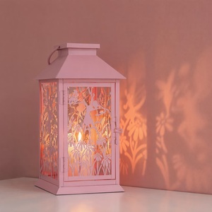 Lanterne marocaine élégante avec ornement en forme de croissant de lune, porte-bougie décoratif en métal pour mariage, Ramadan et décoration intérieure - Product Image 4