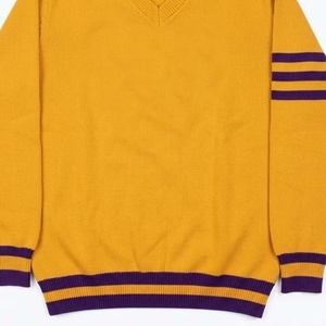 Suéter de Punto Amarillo con Cuello en V para Hombre, con Rayas Moradas, Manga Larga, Color Sólido, para Otoño - Product Image 3