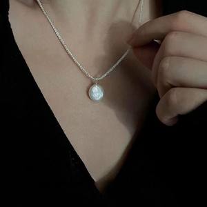 Pendentif en perle d'eau douce naturelle de Zhuji, style coréen, bouton rond plat, collier superposé tendance, accessoires - Product Image 4