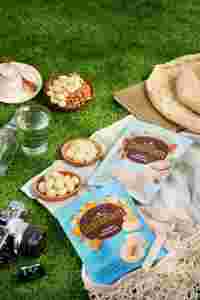 Aperitivos al por mayor grageas de chocolate OEM/ODM yogur HALAL recubierto de chocolate almendra anacardos nueces de Macadamia 150G buen precio minoristas - Product Image 6