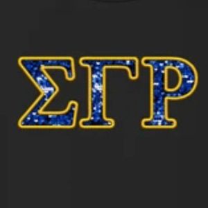 Camiseta Negra Personalizada de Manga Corta con Estampado Gráfico de Letras Griegas en Azul y Amarillo, Camisetas Unisex de Algodón para Ropa Urbana al por Mayor - Product Image 2