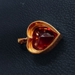 Colgante Unisex Deportivo y Moderno con Forma de Corazón de Diamante, Oro Sólido de 14kt y Moissanita, Joyas RIZTA, Aniversario - Product Image 5