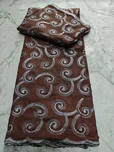 Vente en gros usine : Toub soudanais de haute qualité en voile de coton peigné brodé, respirant, de poids moyen, pour tenue traditionnelle - Product Image 3