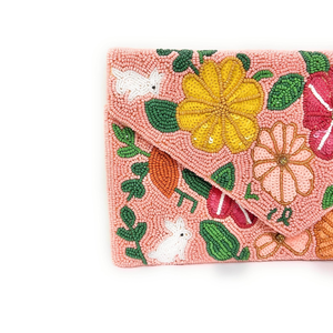 Pochette légère rose FAIZA CRAFT faite à la main avec perles florales, sac enveloppe brodé avec chaîne détachable pour mariage et soirée - Product Image 2