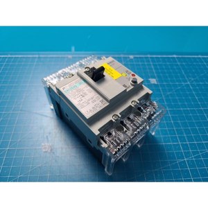 Disjoncteur différentiel Fuji EW32EAG-3P020 d'occasion – Pièces détachées d'équipement semi-conducteur de la génération précédente - Product Image 4
