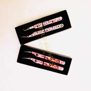 Las mejores pinzas para pestañas GETUP BROSONS IMPEX de 90 grados, diseño de muñecas Brat, de acero inoxidable recubierto de papel, con ángulo de 45 grados - Product Image 1