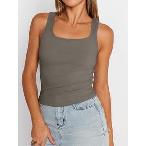 Moda 2025, camisetas sin mangas de verano para mujer, cuello cuadrado, acanalado, sin mangas, cultivo básico, transpirable, ajustado, ropa Y2K, talla Queen - Product Image 3