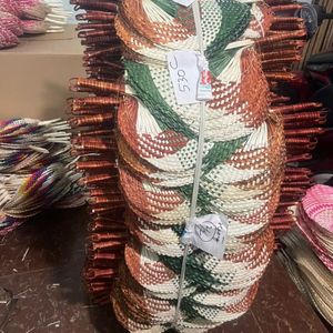 VENTA EXITOSA: Abanico Ecológico de Hoja de Palma Tejido a Mano, Suministro al por Mayor, Abanico de Mano Refrescante para Recuerdos de Boda, Decoración de Fiestas, Vietnam - Product Image 4