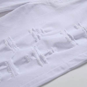 กางเกงยีนส์ขาสั้นทรงตรงเอวกลางสไตล์วินเทจสำหรับผู้ชาย ผ้ายีนส์ฟอกแบบดิสเทรสสั่งทำพิเศษจากโรงงาน เหมาะสำหรับฤดูร้อน - Product Image 3