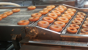 Yufeng <span class=keywords><strong>2025</strong></span> New tùy chỉnh men <span class=keywords><strong>Donut</strong></span> dây chuyền sản xuất tiết kiệm năng lượng <span class=keywords><strong>Donut</strong></span> máy làm cho ngành công nghiệp thực phẩm - Product Image 3