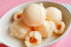 ลิ้นจี่กระป๋องพรีเมี่ยม-ผลไม้เมืองร้อนในน้ำเชื่อมจากเวียดนาม - Product Image 4
