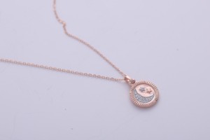 Pendentif Charme Lune et Étoile Tendance en Or Rose / Blanc / Jaune 9K – Bijou Tendance - Product Image 4