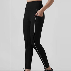 Leggings de fitness sans couture à taille mi-haute, couleur unie, effet push-up, ajustement serré pour femme, 90% Spandex 10% Élasthanne - Product Image 3