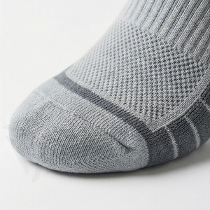 Merino Wool Winter Thermal Sport Socks Unisex Breathable Warm Moisture Wicking Outdoor Hiking Durable Customized Color Pairs - Product Image 6